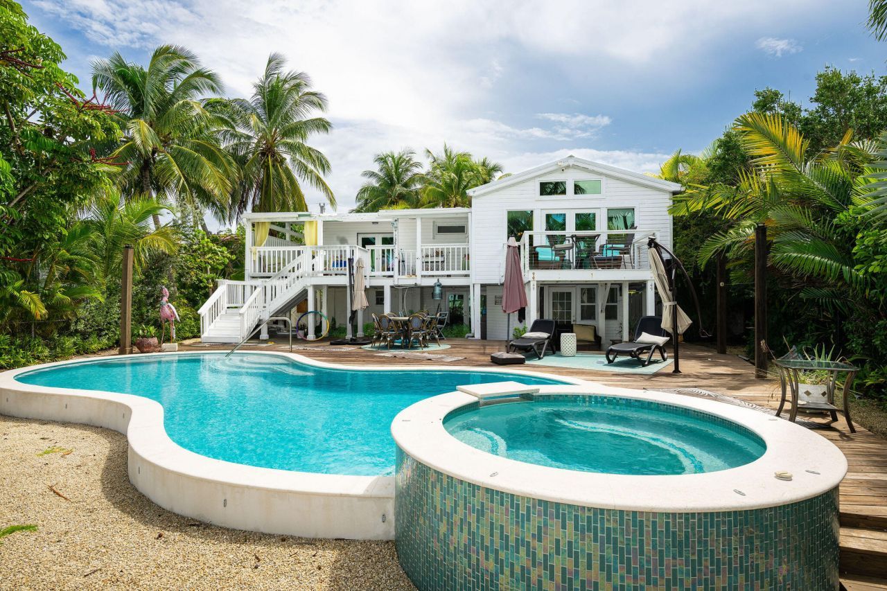 78 Bay Drive, Saddle Bunch, FL 33040 Photo