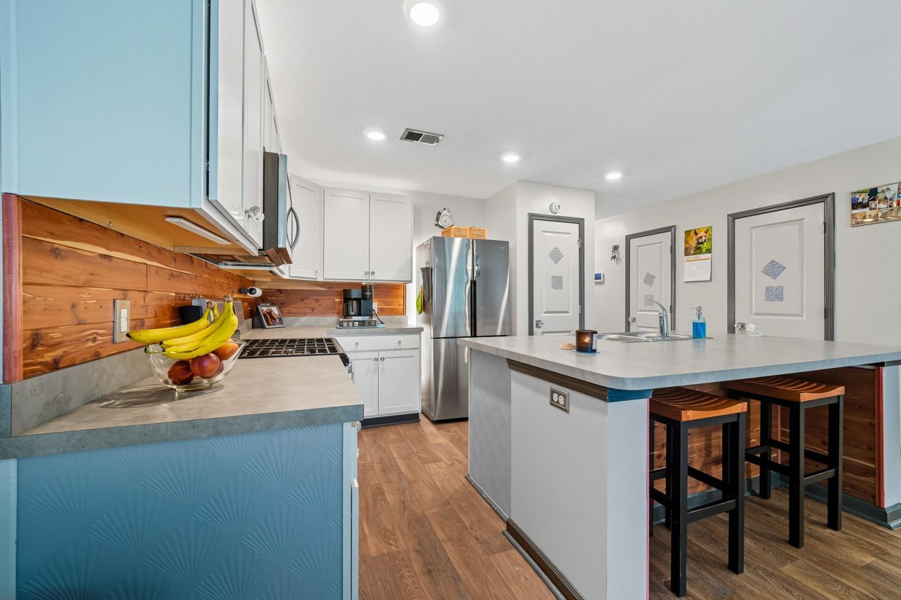 219 Cozy Brook Court Photo 12