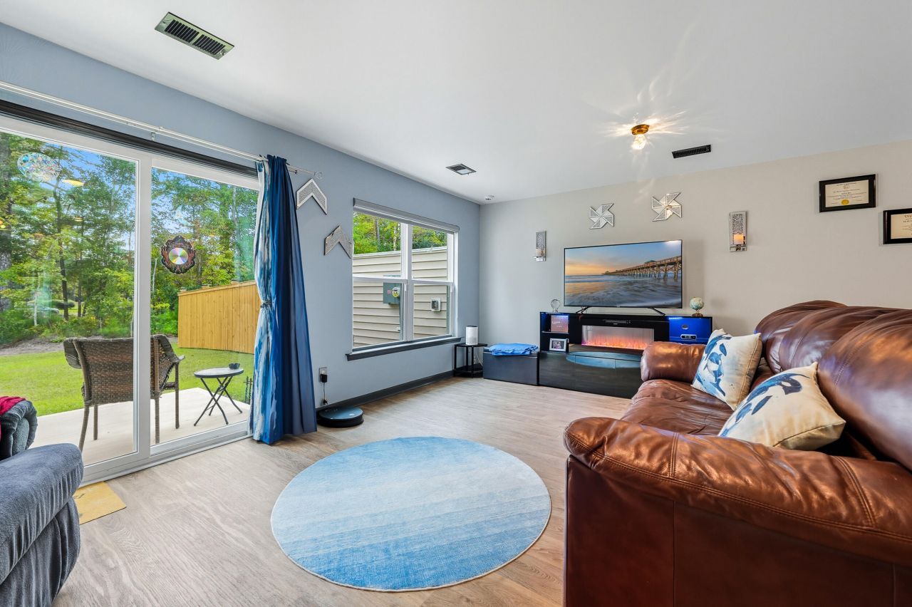 219 Cozy Brook Court Photo 14