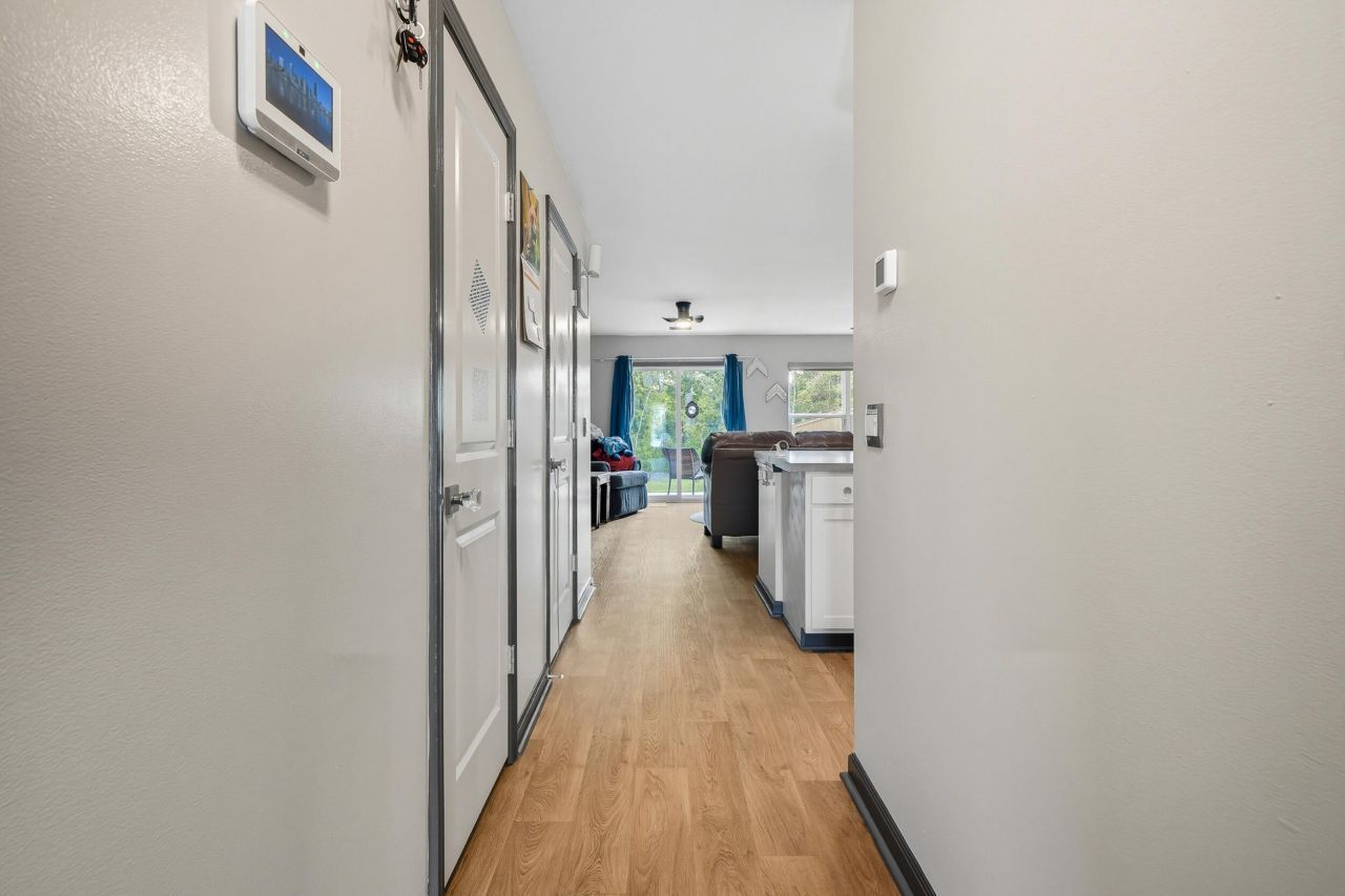 219 Cozy Brook Court Photo 9