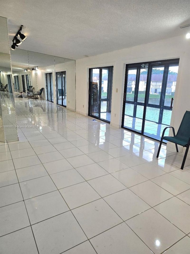 9626 W Mcnab Rd, Unit 206, Tamarac, FL 33321 Photo