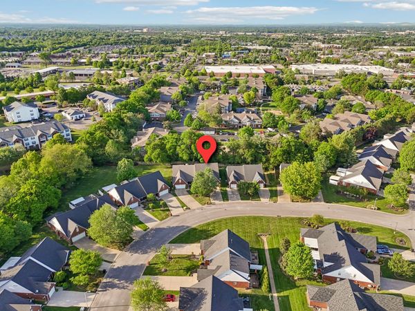 2905 Stonehedge Dr, Murfreesboro, TN 37128