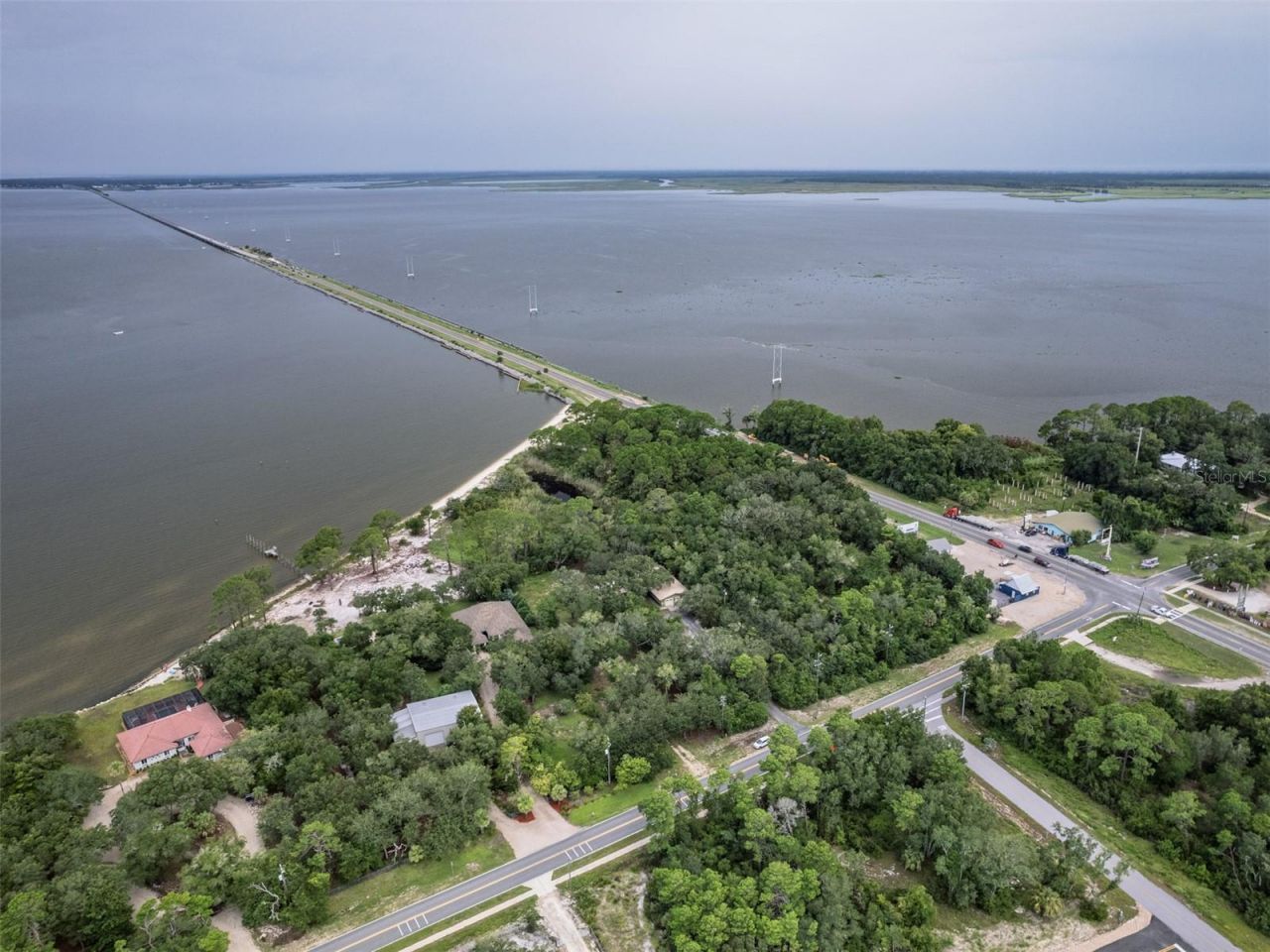 17 S Bayshore Drive, Eastpoint, FL 32328 Photo