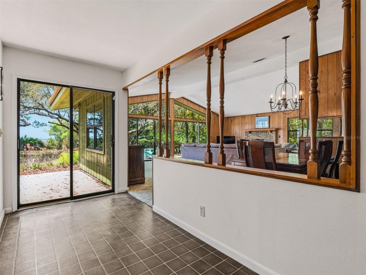 17 S Bayshore Drive, Eastpoint, FL 32328 Photo