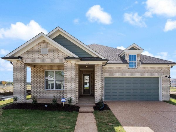 9951 KEMROCK DR S, Cordova, TN 38018