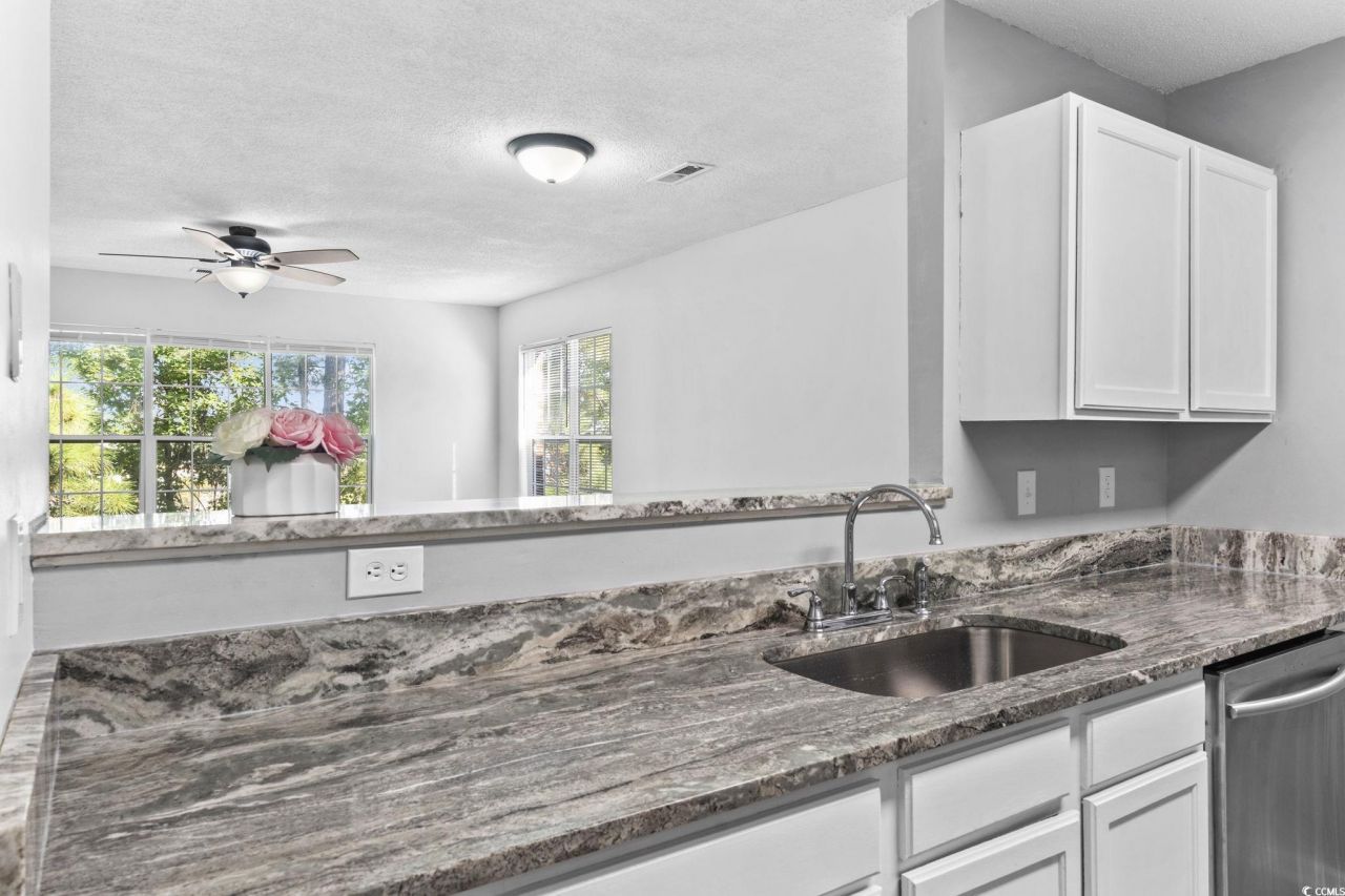 4243 Villas Dr. Photo 12