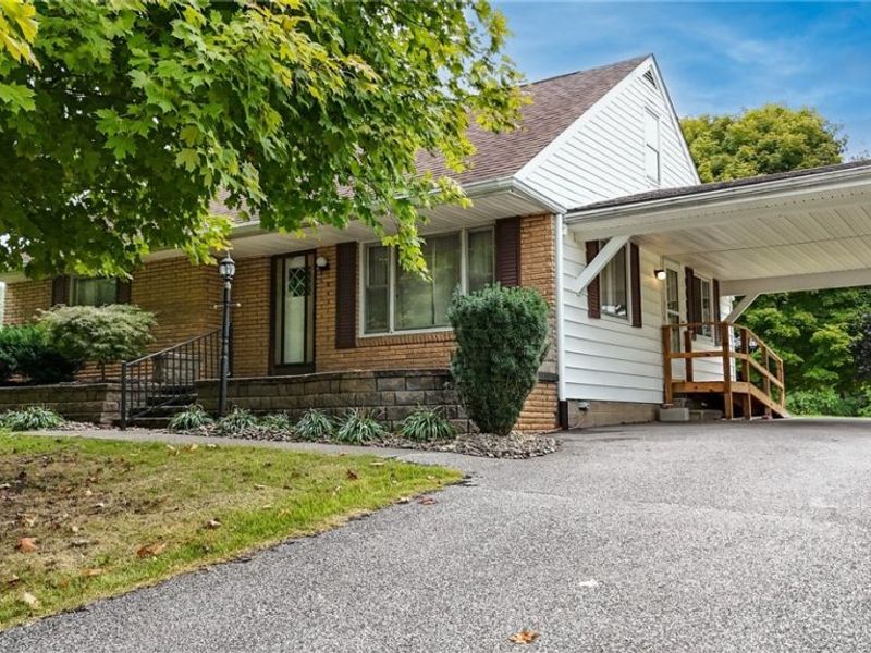 160 Poinciana Street, Newport, OH 45768 Photo 1