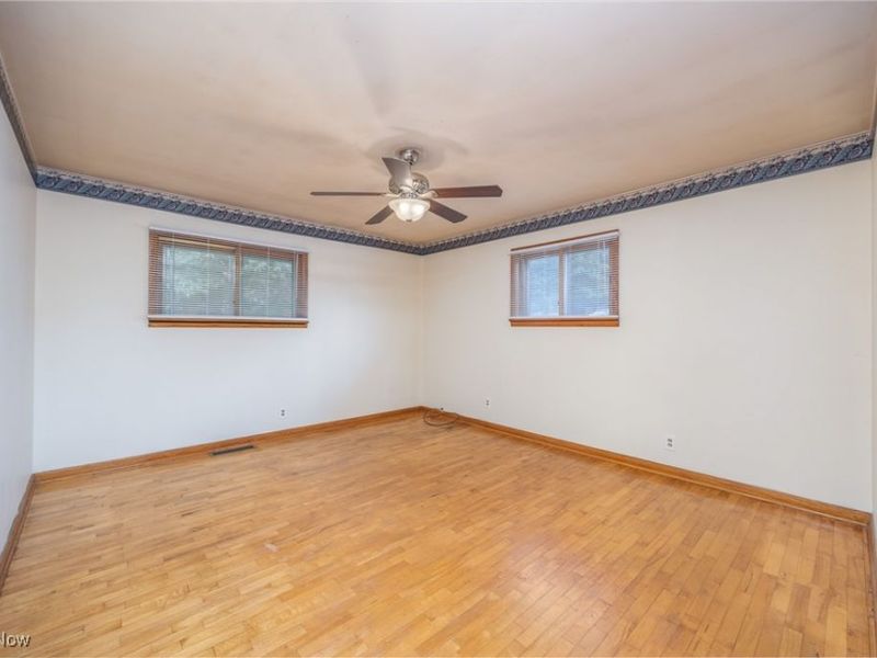 160 Poinciana Street, Newport, OH 45768 Photo 17