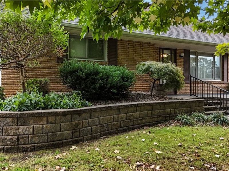 160 Poinciana Street, Newport, OH 45768 Photo 3