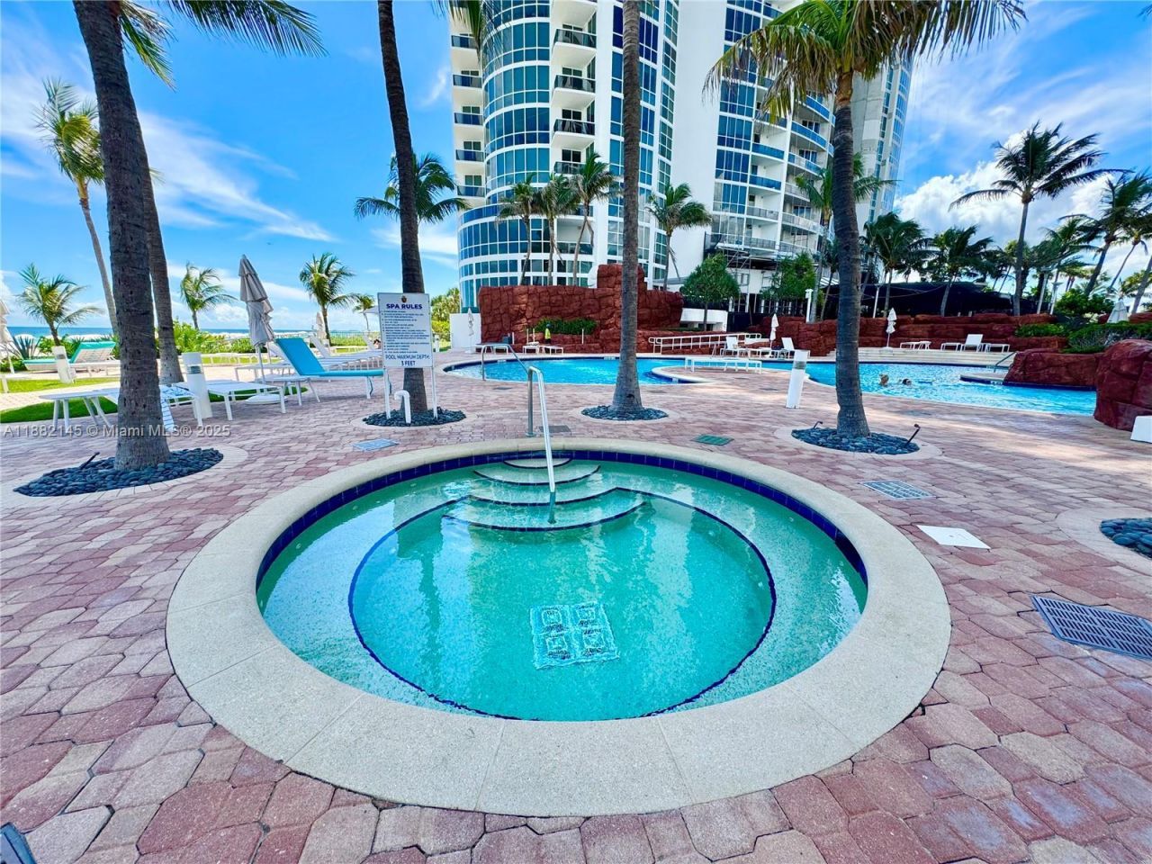 18101 Collins Ave, Unit 602, Sunny Isles Beach, FL 33160 Photo