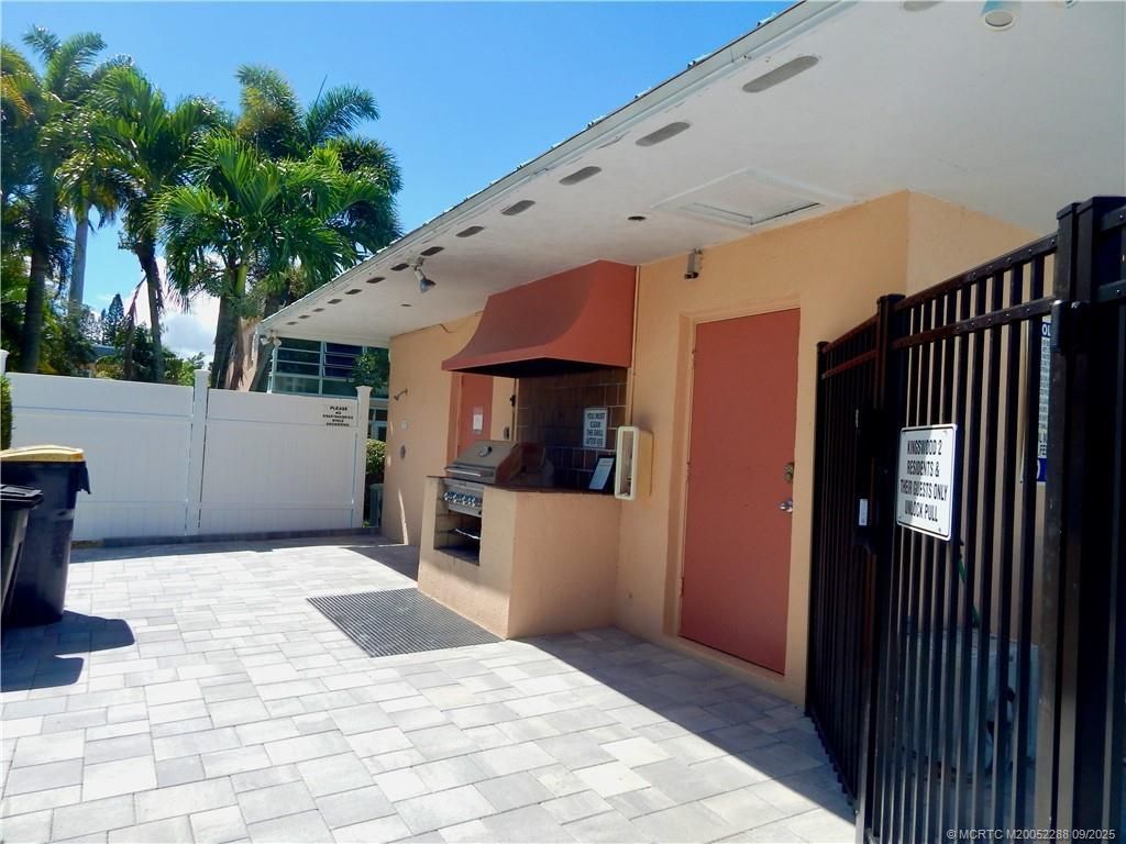 2950 SE Ocean Boulevard, Unit 36-3, Stuart, FL 34996 Photo