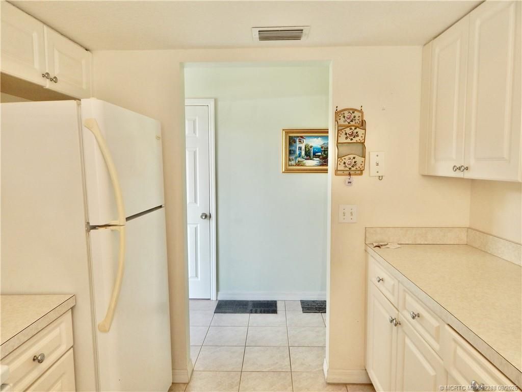 2950 SE Ocean Boulevard, Unit 36-3, Stuart, FL 34996 Photo
