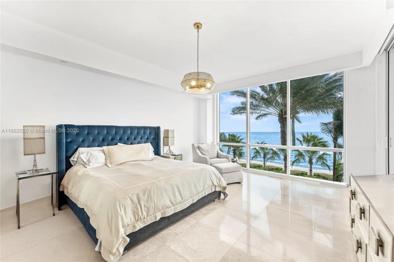 16047 Collins Ave, Unit 404, Sunny Isles Beach, FL 33160 Photo