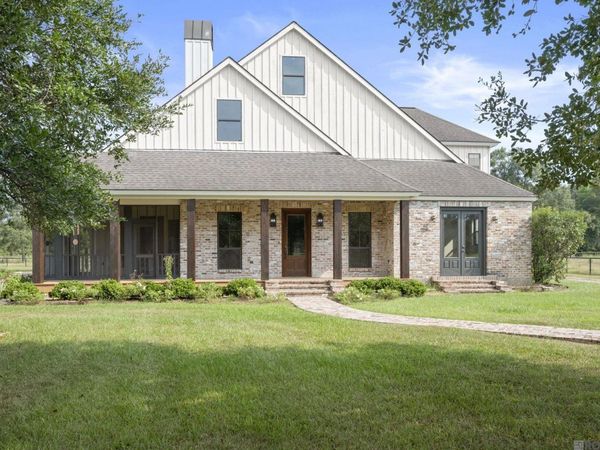 8511 Main St, Zachary, LA 70791