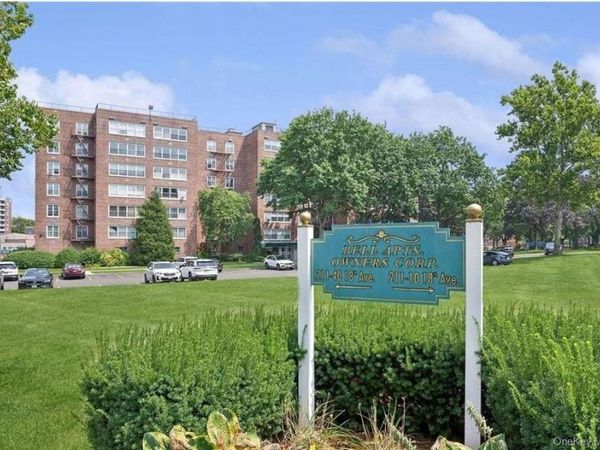 211-40 18 Avenue, Unit 4B, Flushing, NY 11360