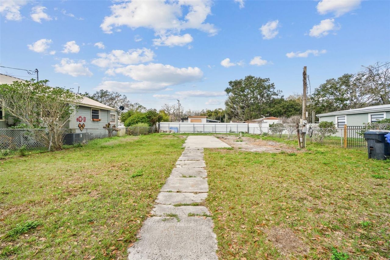 12912 Cambridge Avenue, Tampa, FL 33624 Photo