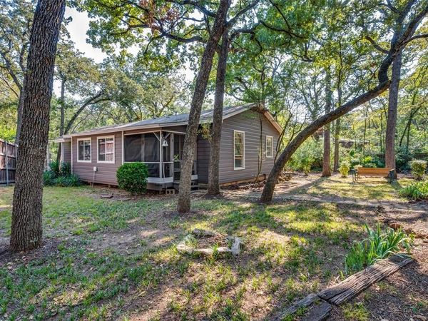 150 Coneflower Road, Shady Shores, TX 76208