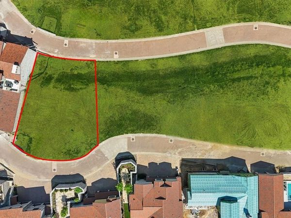 32 Cardona Drive , Westlake, TX 76262