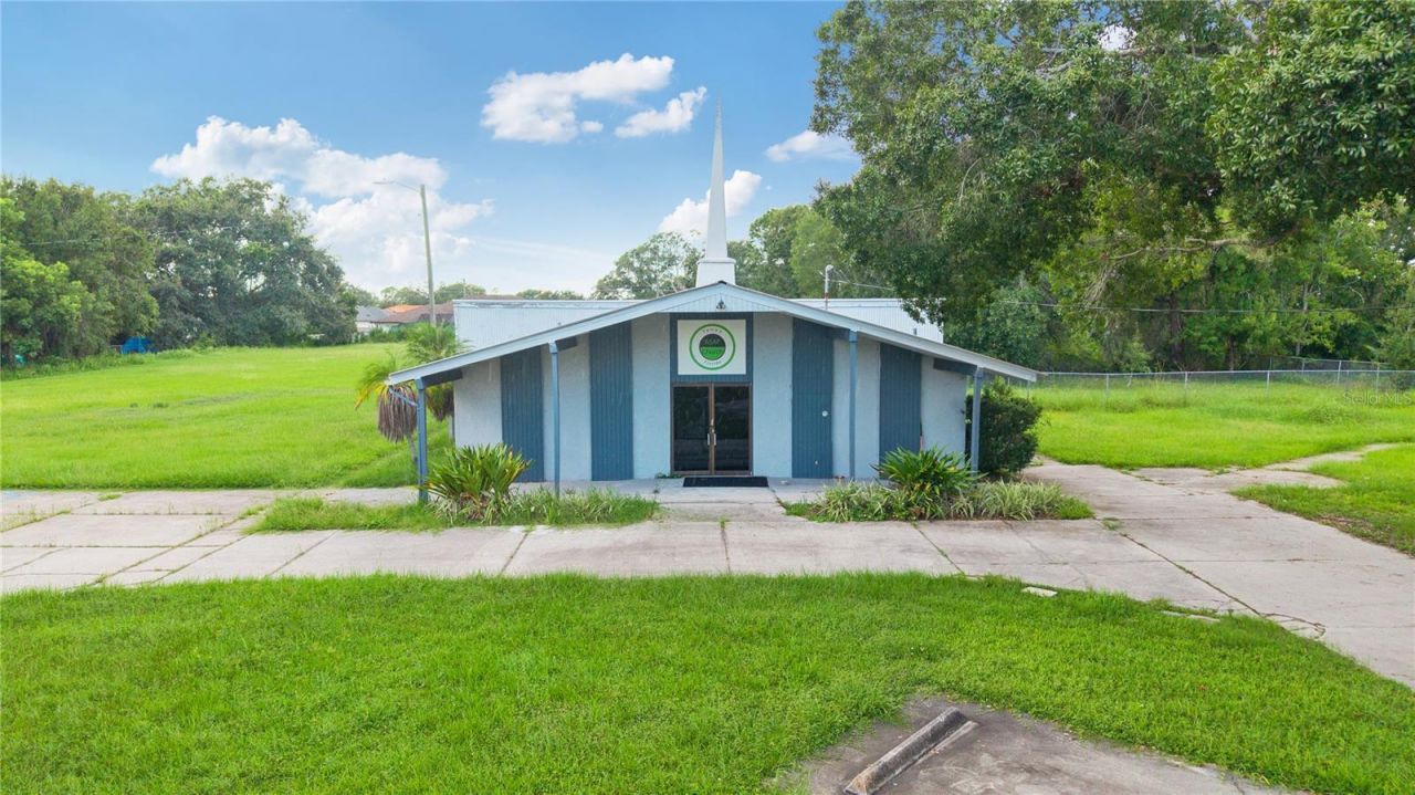 15402 Casey Road, Tampa, FL 33624 Photo