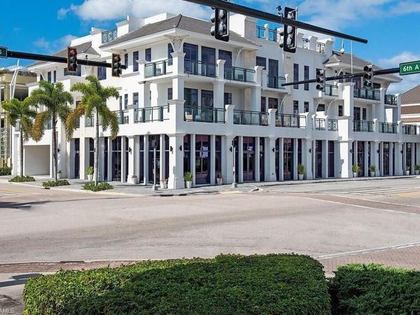 875 6th AVE S, Unit 204, NAPLES, FL 34102