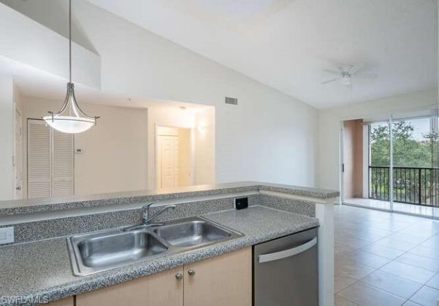 1220 Reserve Way, Unit 305, Naples, FL 34105 Photo