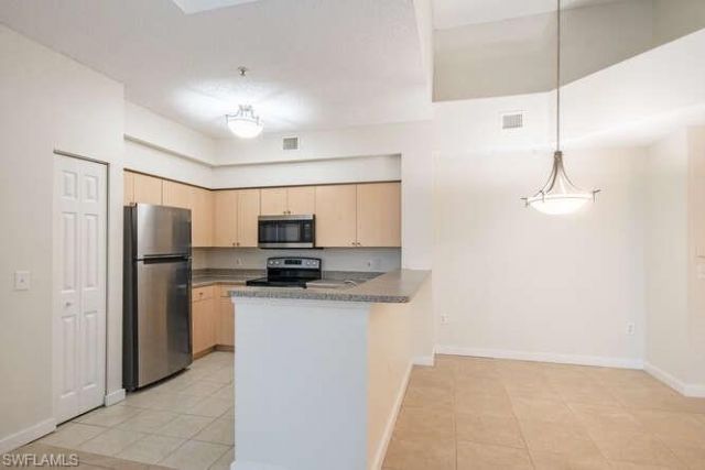 1220 Reserve Way, Unit 305, Naples, FL 34105 Photo