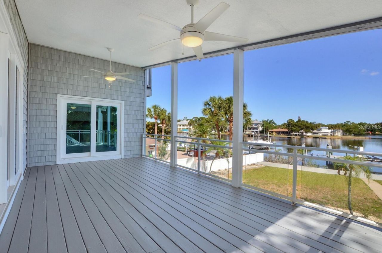 5517 Manatee Point Drive, New Port Richey, FL 34652 Photo