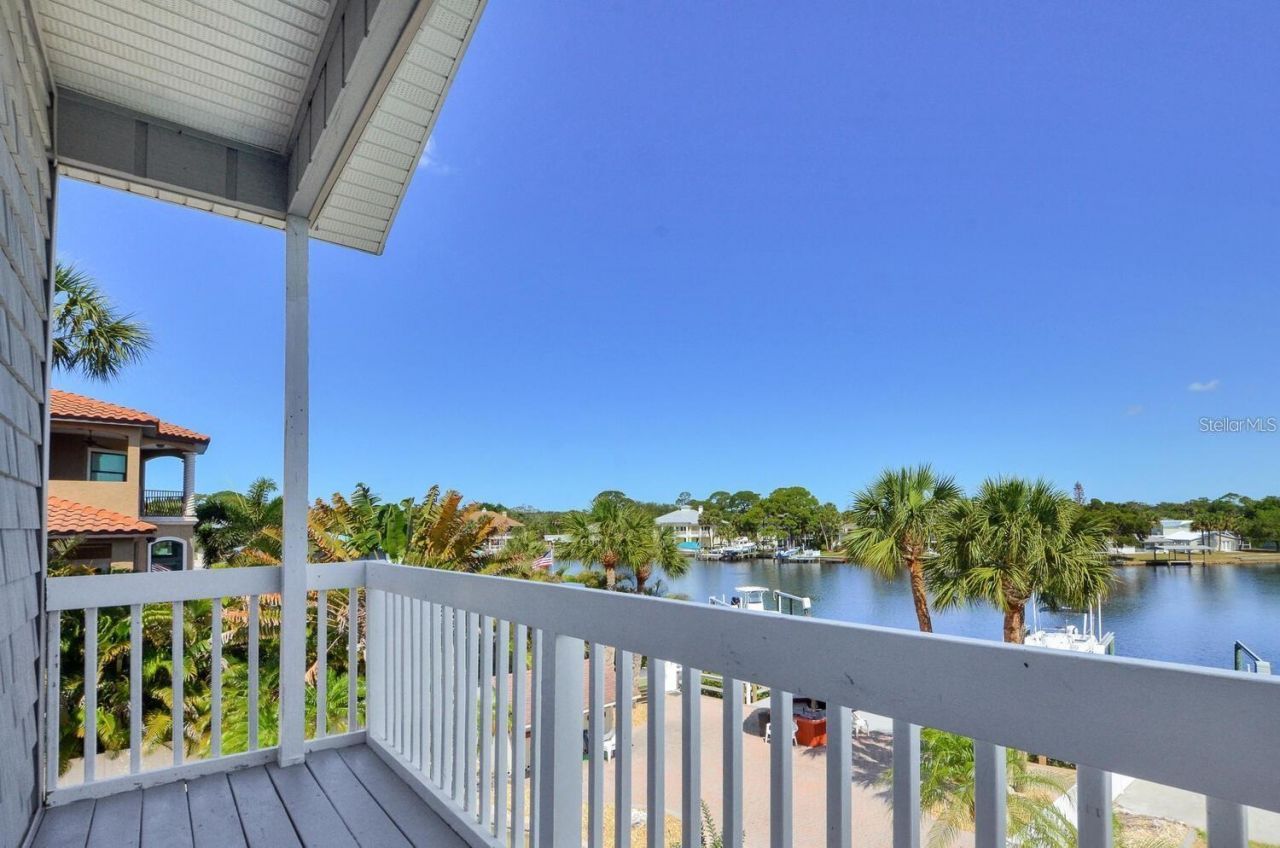 5517 Manatee Point Drive, New Port Richey, FL 34652 Photo