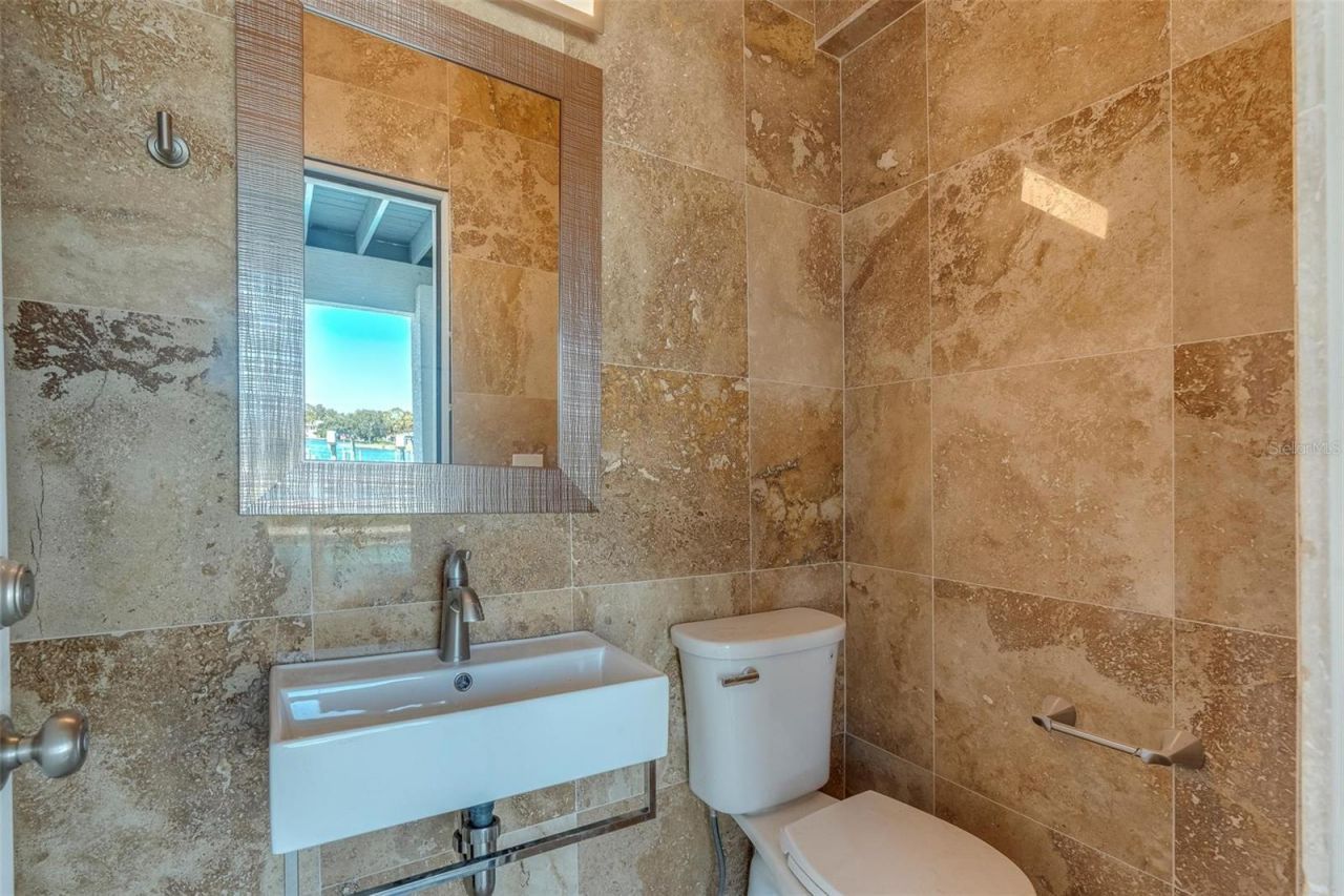 5517 Manatee Point Drive, New Port Richey, FL 34652 Photo