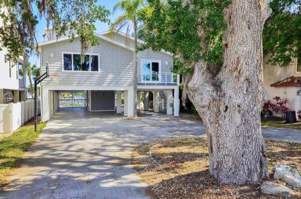 5517 Manatee Point Drive, New Port Richey, FL 34652 Photo