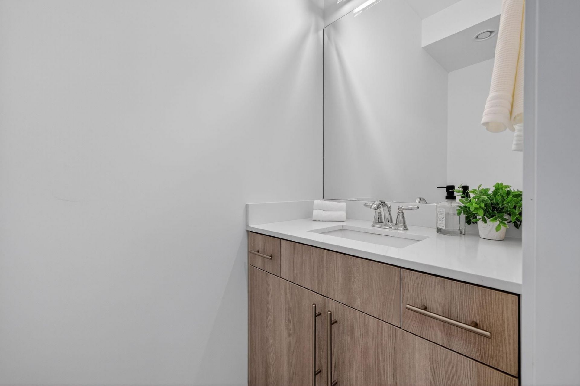 737 SE 1st Court, Unit 737, Pompano Beach, FL 33060 Photo