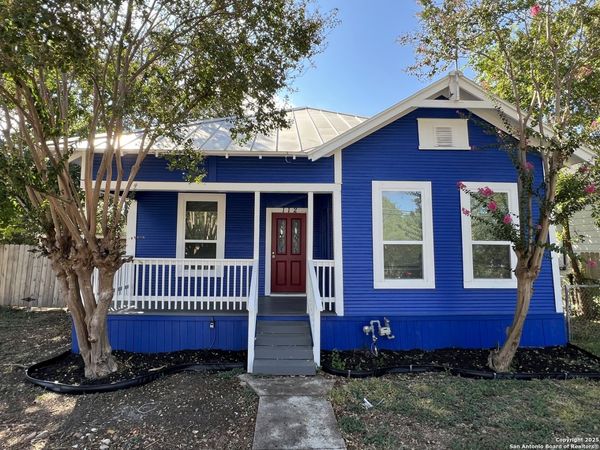 112 Avenue B, Converse, TX 78109