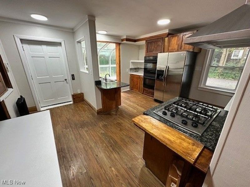 13901 Larchmere Boulevard, Cleveland, OH 44120 Photo 11