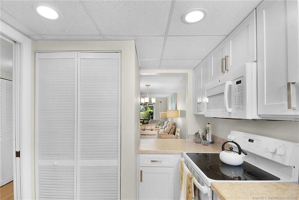 5313 SE Miles Grant Road, Unit 102, Stuart, FL 34997 Photo