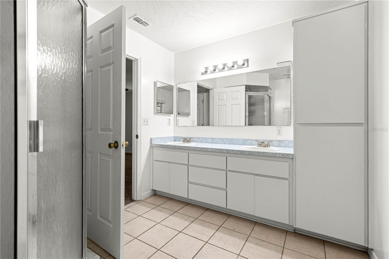 6326 SW 60th Court, Ocala, FL 34474 Photo
