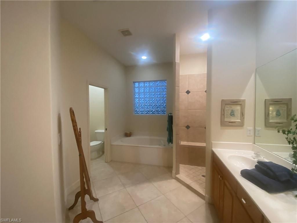 9937 Ortega Ln, Bonita Springs, FL 34135 Photo