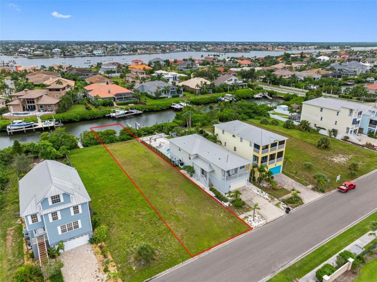 6415 Marbella Boulevard, Apollo Beach, FL 33572 Photo