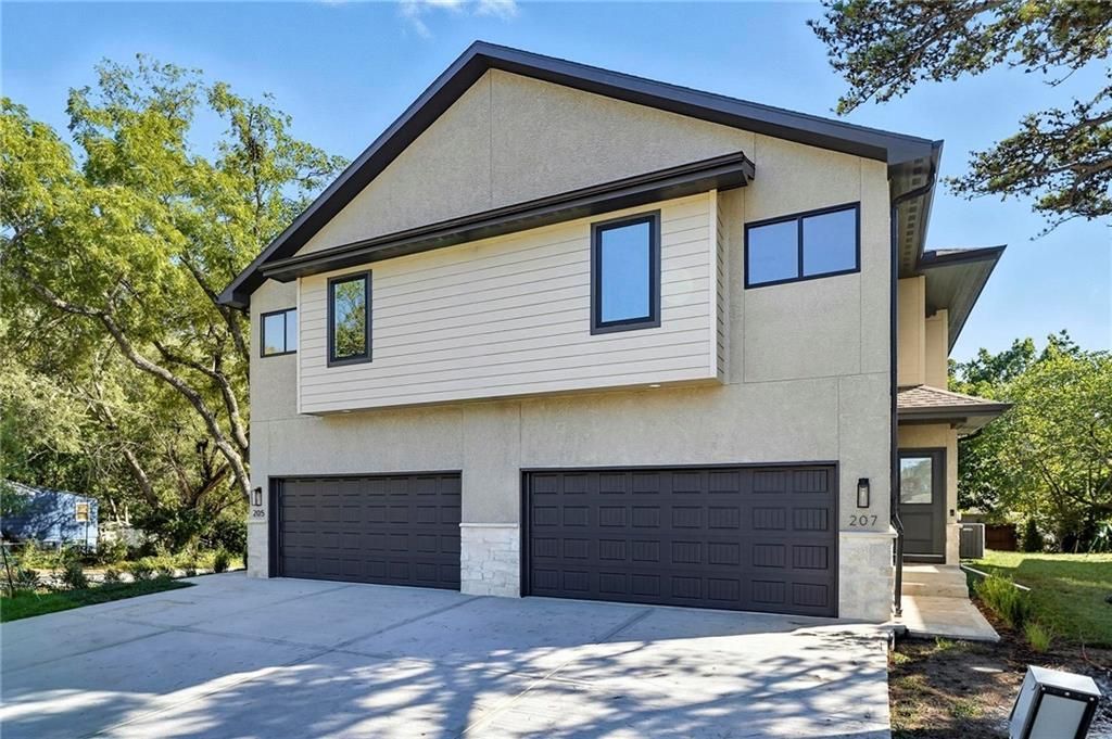 207 NW Orchard Court, Lees Summit, MO 64063 Main Photo