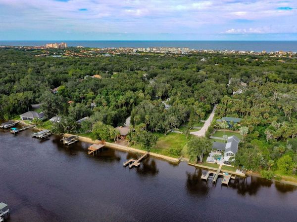 15 Debra Dr, Palm Coast, FL 32137