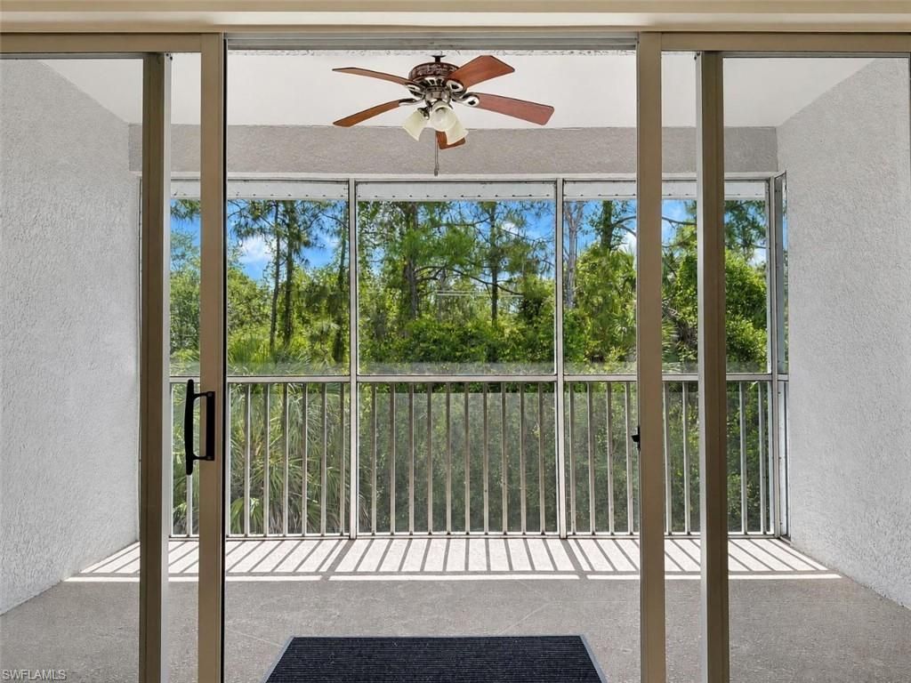 7811 Regal Heron Cir, Unit 302, Naples, FL 34104 Photo