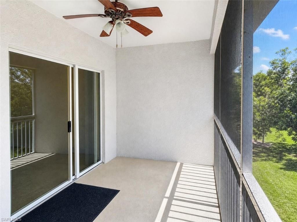 7811 Regal Heron Cir, Unit 302, Naples, FL 34104 Photo