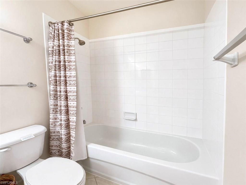 7811 Regal Heron Cir, Unit 302, Naples, FL 34104 Photo