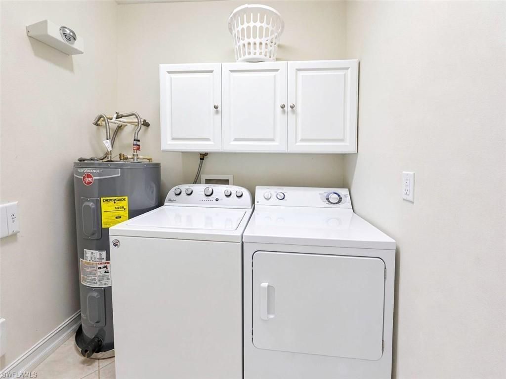7811 Regal Heron Cir, Unit 302, Naples, FL 34104 Photo