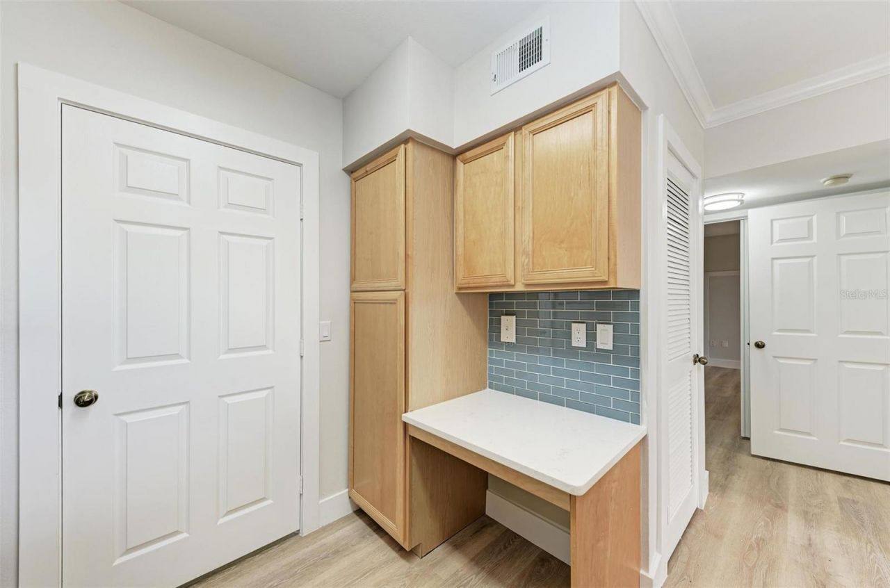 3005 Chianti Court, Unit 1003, Sarasota, FL 34237 Photo