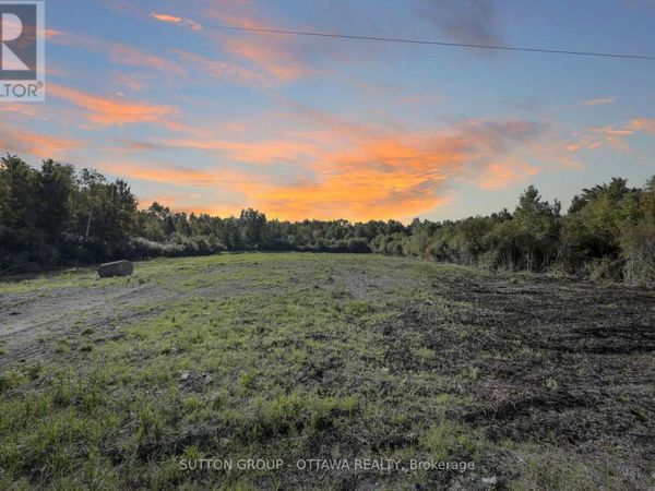 6216 Springhill Road, Ottawa, ON K0A2W0