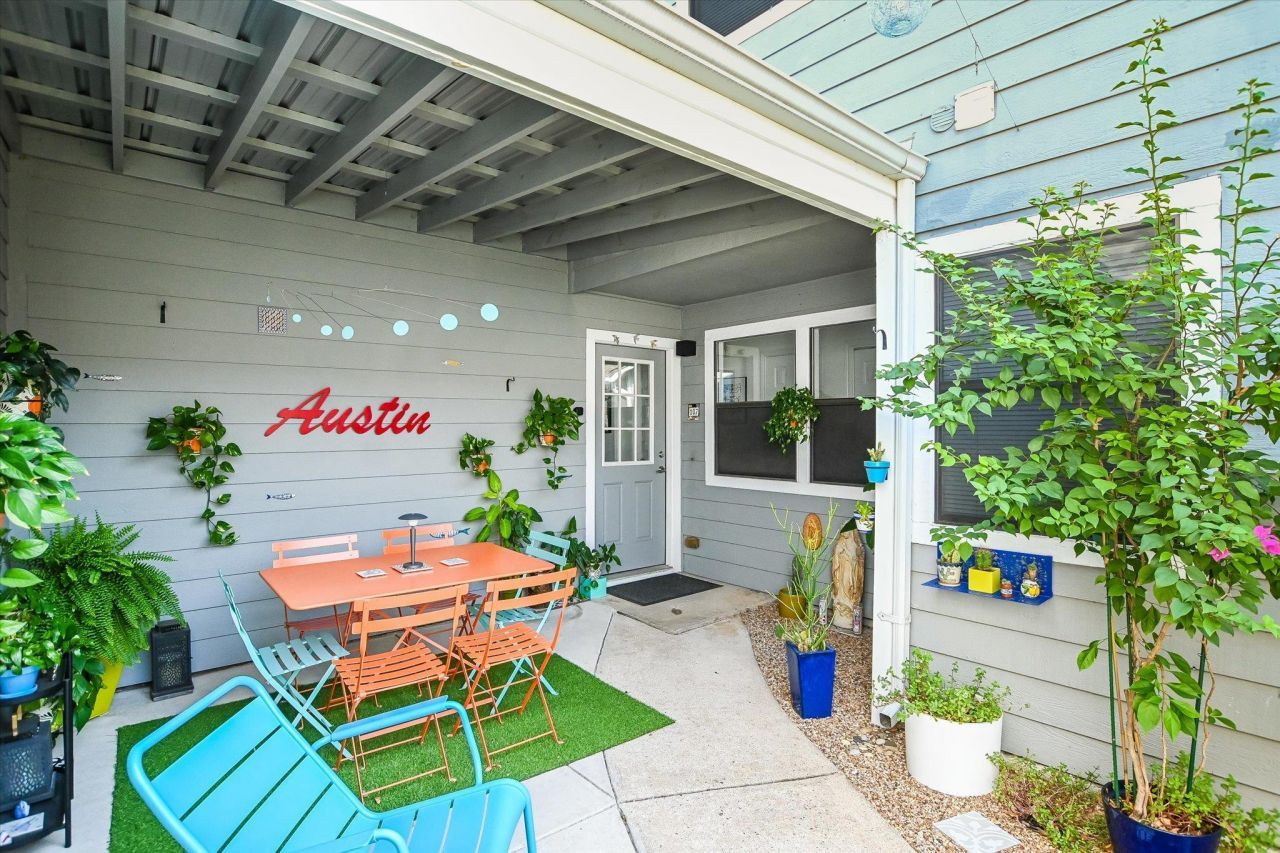 2001 Parker Ln S, Unit 107, Austin, TX 78741 Main Photo