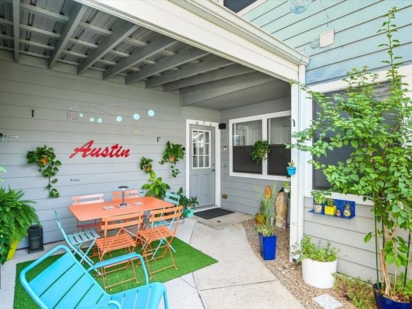 2001 Parker LN S, Unit 107, Austin, TX 78741