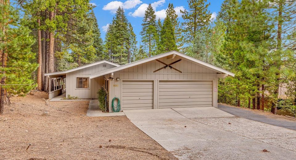 608 E Burnt Cedar Road, Lake Almanor, CA 96137 Photo