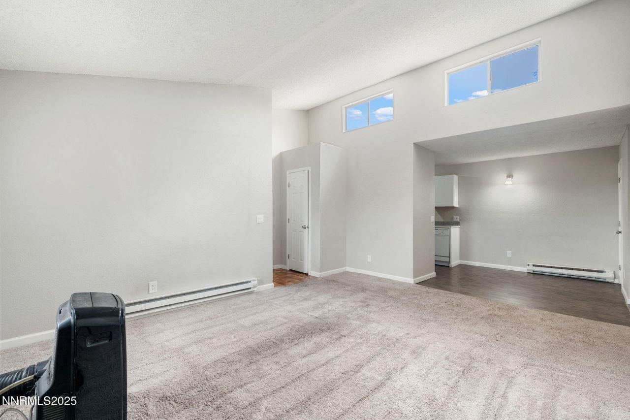 2085 Highview Court, Unit 2, Reno, NV 89512 Photo