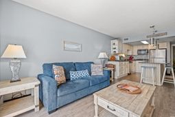 201 74th Ave. N photo 4